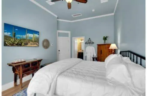 Letson Loft Hotel *